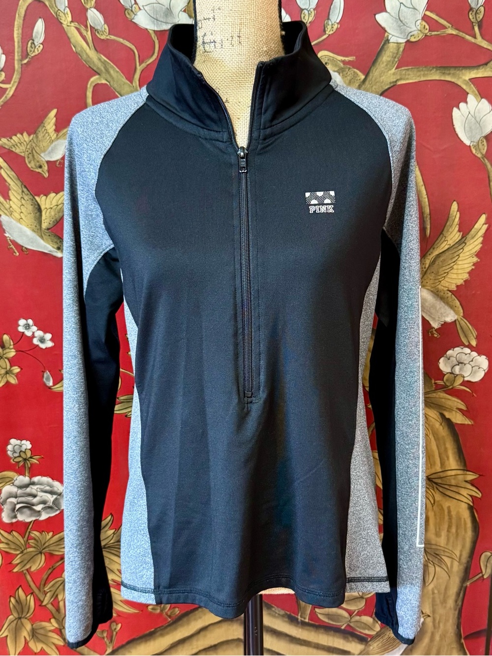 Women’s “PINK V.S.” Quarter-zip Athletic Top | #T82